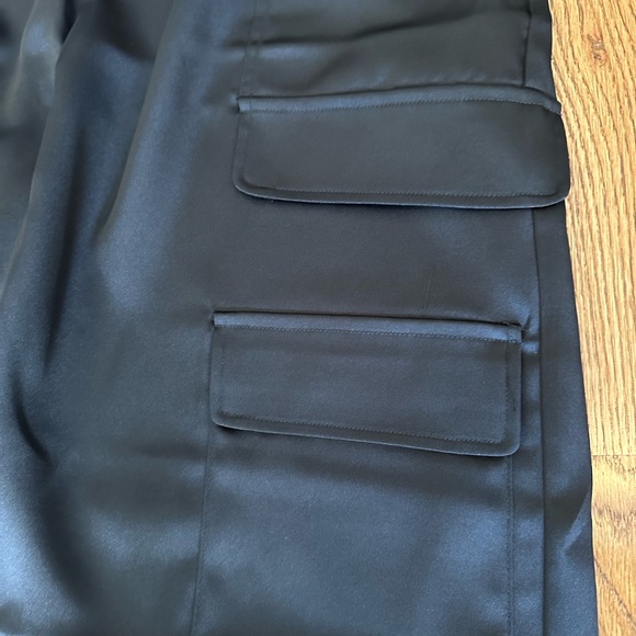 Black satin cargo pants- new with tags - Picture 2 of 6